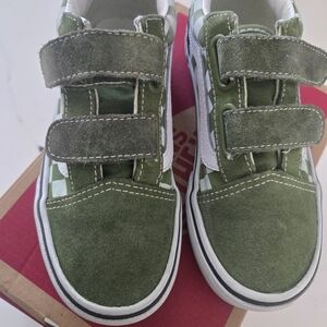 Kids Vans Old Skool Green Suede Sneakers